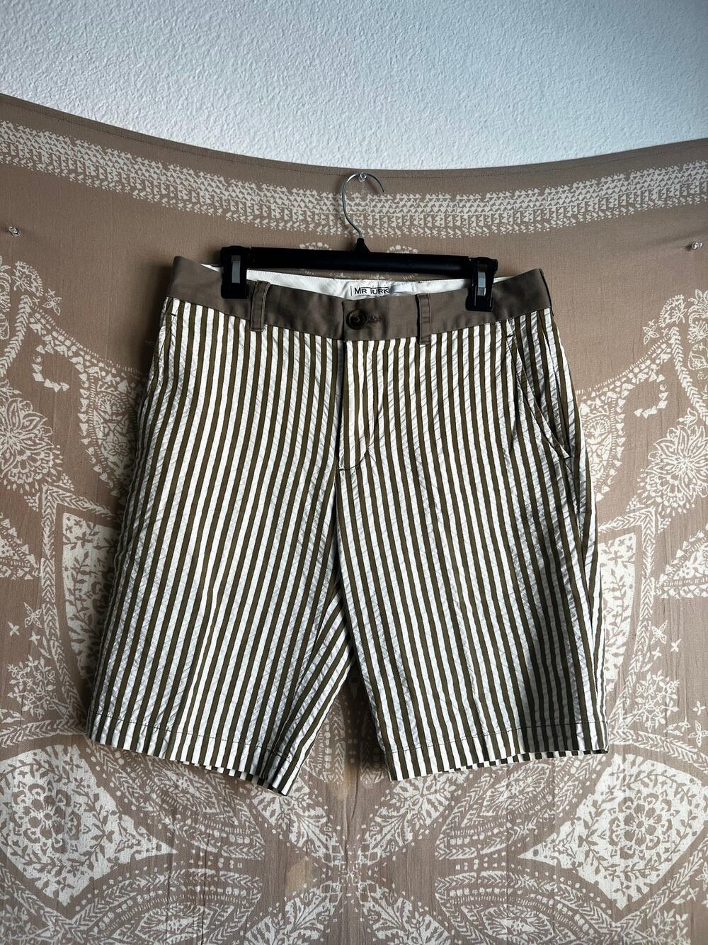 Mr Turk Flat Front Seersucker Stripe Shorts Olive Cream Size 32